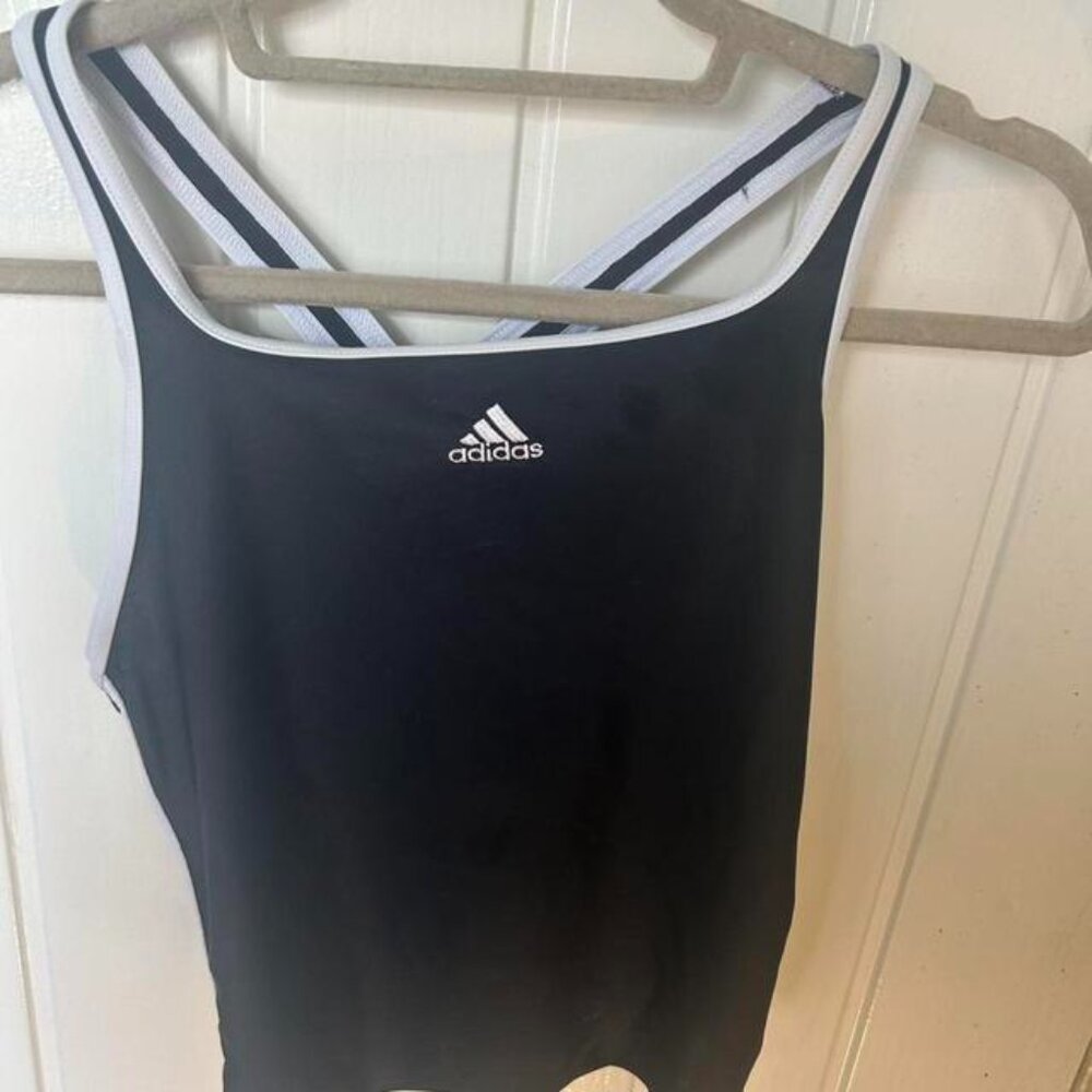 Adidas Women's Black and Navy Crop-top